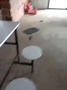 Snapshot of -_mariana-_ chatting on 03-27-26, 06:29 - mariana- online show from 03-27-26, 06:29