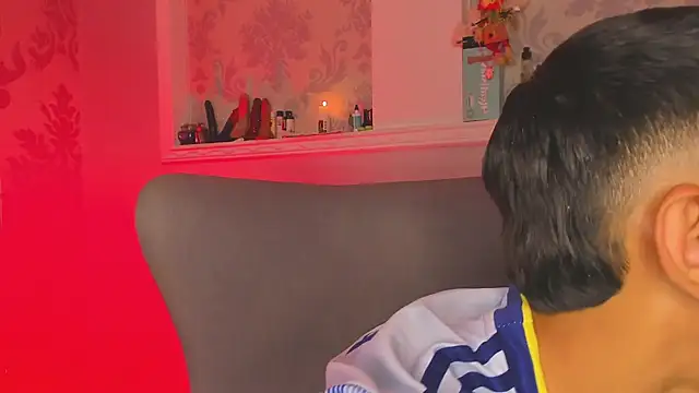 MaicolSmiith  online show from 04-02-26, 04:10