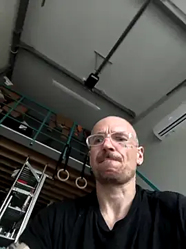 Snapshot of TavoEskort123 chatting on 05-16-26, 06:54 TavoEskort123 online show from 05-16-26, 06:54