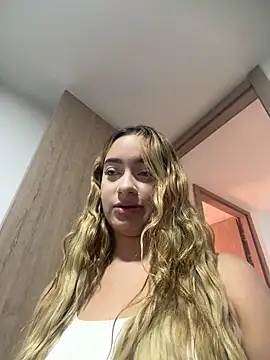 Snapshot of barbievictoria chatting on 04-29-26, 11:22 barbievictoria online show from 04-29-26, 11:22