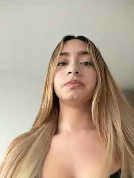 Snapshot of barbievictoria chatting on 05-11-26, 11:27 barbievictoria online show from 05-11-26, 11:27