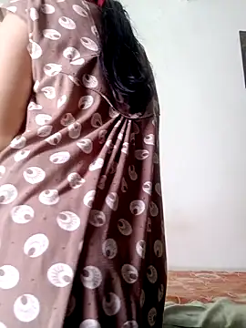 Sexyy Bhabhi 143 online show from 05-08-26, 07:14