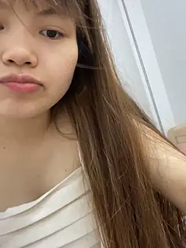 Snapshot of -Vaci- chatting on 04-12-26, 02:22 -Vaci- online show from 04-12-26, 02:22