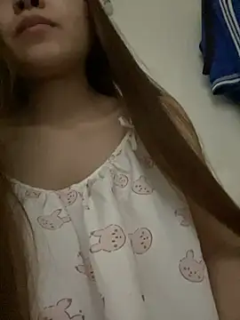 Snapshot of -Vaci- chatting on 05-06-26, 02:22 -Vaci- online show from 05-06-26, 02:22