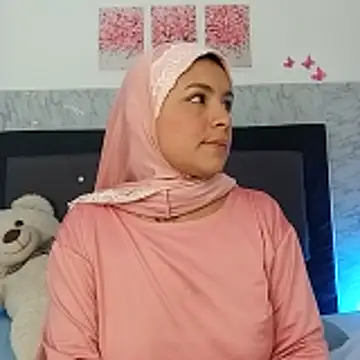 Snapshot of alia_asad chatting on 05-04-26, 01:40 alia asad online show from 05-04-26, 01:40