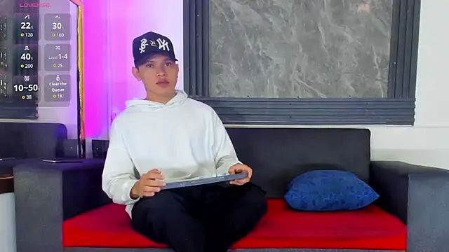 Robert smith26 online show from 04-10-26, 11:48