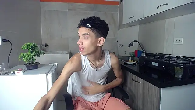 Zamaelprime  online show from 04-01-26, 06:36