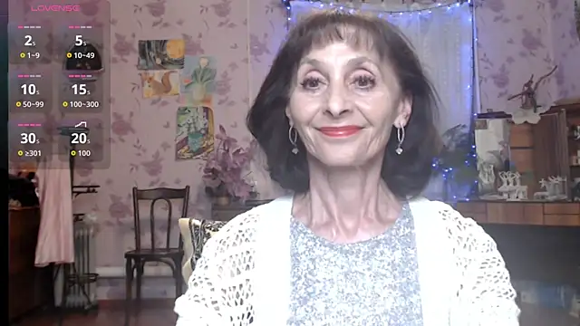 Snapshot of Shooting-Star- chatting on 06-27-26, 06:02 Shooting-Star- online show from 06-27-26, 06:02