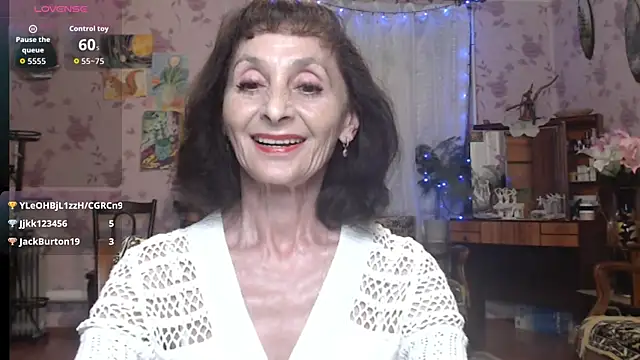 Snapshot of Shooting-Star- chatting on 06-28-26, 06:25 Shooting-Star- online show from 06-28-26, 06:25