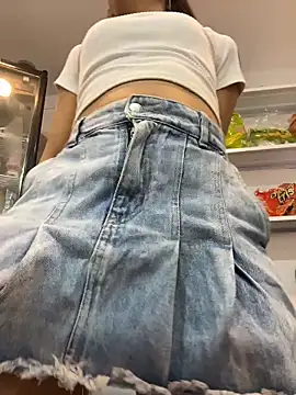 izumi mei online show from 05-16-26, 03:47
