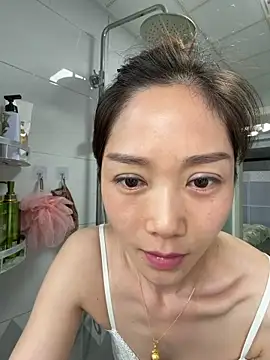 Snapshot of yuanpu0925 chatting on 04-13-26, 12:05 yuanpu0925 online show from 04-13-26, 12:05