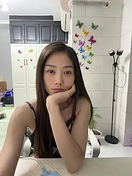 Snapshot of yuanpu0925 chatting on 04-29-26, 08:15 yuanpu0925 online show from 04-29-26, 08:15