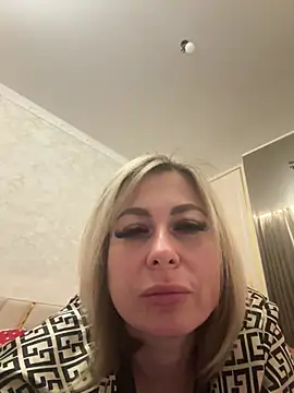 peach widow online show from 04-22-26, 07:04