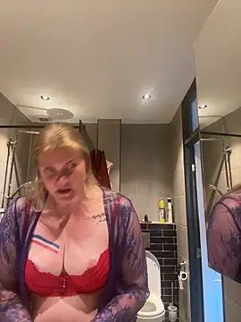 SexyBlondJoanna-Exclusief online show from 04-26-26, 05:21