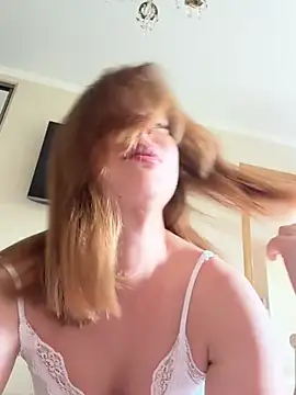 Snapshot of AriaPureTemptation chatting on 06-21-26, 02:58 AriaPureTemptation online show from 06-21-26, 02:58