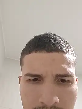 camiloangel119 online show from 03-30-26, 12:22