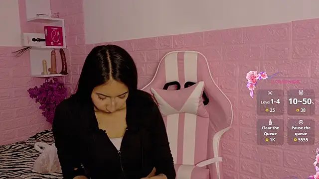 Sophi Sweet11 online show from 04-29-26, 01:48