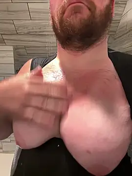 hugemanbreasts online show from 05-15-26, 12:28