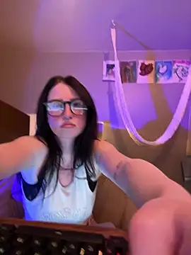 Snapshot of avaalanchee chatting on 05-28-26, 07:27 avaalanchee online show from 05-28-26, 07:27