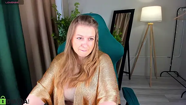CleoXotie online show from 05-28-26, 12:19