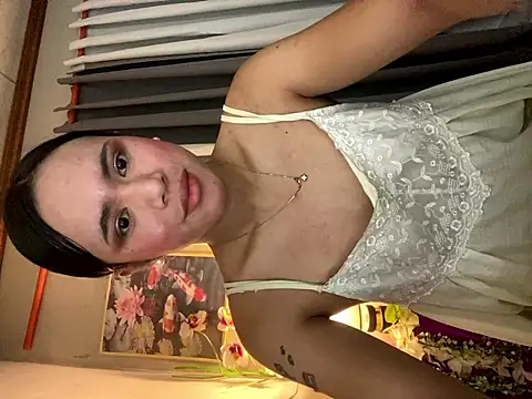  Flirtyprincess  online show from 04-24-26, 03:20