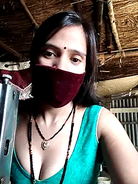 Snapshot of Pihu- chatting on 05-02-26, 06:29 Pihu- online show from 05-02-26, 06:29
