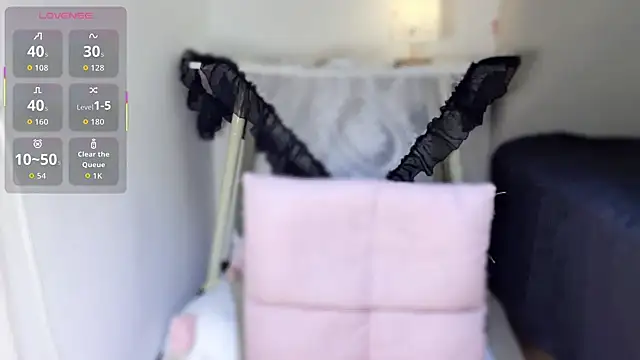 Snapshot of LILI7-LI chatting on 07-01-26, 01:51 LILI7-LI online show from 07-01-26, 01:51