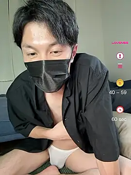 -YumaUemura- online show from 05-09-26, 02:11