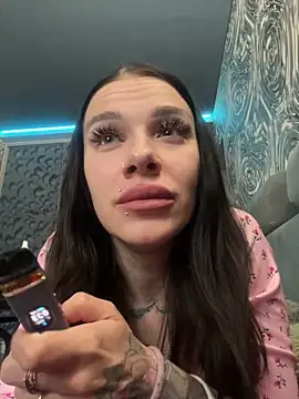 Snapshot of Maiden_Of_Pain chatting on 03-30-26, 06:36 Maiden Of Pain online show from 03-30-26, 06:36