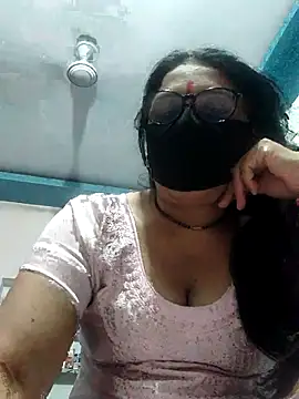 Snapshot of purvi46 chatting on 04-07-26, 06:47 purvi46 online show from 04-07-26, 06:47