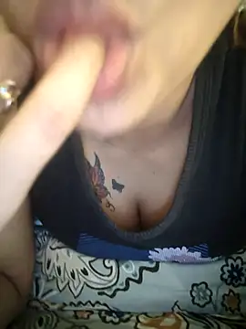Snapshot of riyaa_sexyy chatting on 07-18-26, 08:34 riyaa sexyy online show from 07-18-26, 08:34