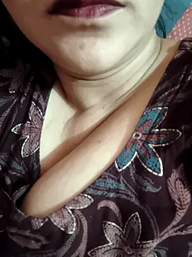 Snapshot of ZOYA_KHAN-123 chatting on 03-29-26, 05:13 ZOYA KHAN-123 online show from 03-29-26, 05:13