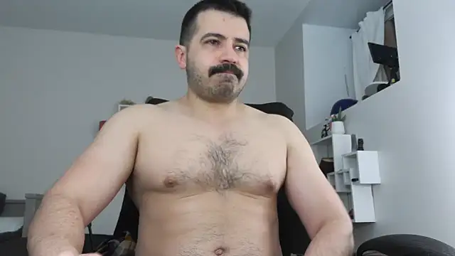 AngelFusco online show from 05-02-26, 06:18