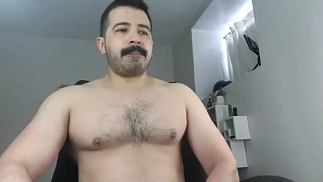 AngelFusco online show from 05-03-26, 05:41
