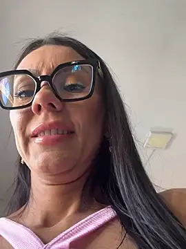SofiParma online show from 05-09-26, 02:44