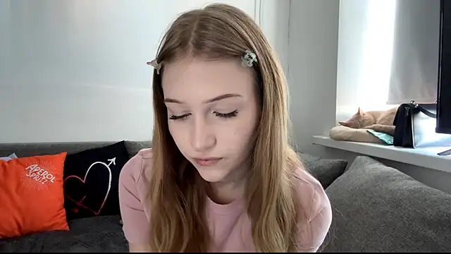 KatrineDrea online show from 04-28-26, 01:16