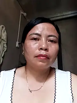 Snapshot of -Hami- chatting on 04-11-26, 05:45 -Hami- online show from 04-11-26, 05:45