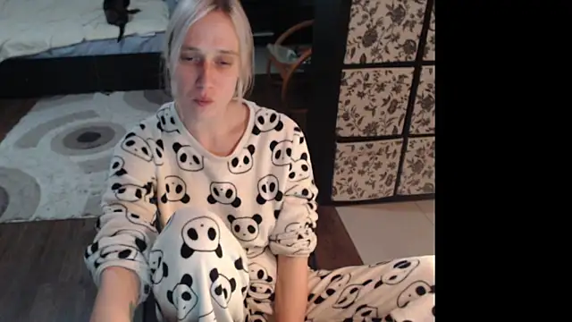 Sweet hot shrmp online show from 06-03-26, 06:02