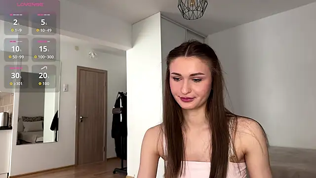 HallieHollo online show from 05-31-26, 11:50
