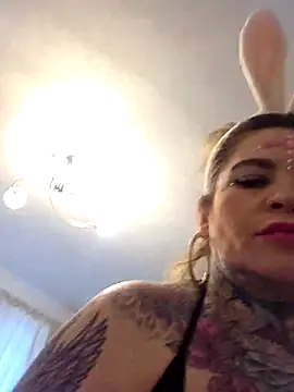 ellarealbrazilian online show from 04-04-26, 10:57