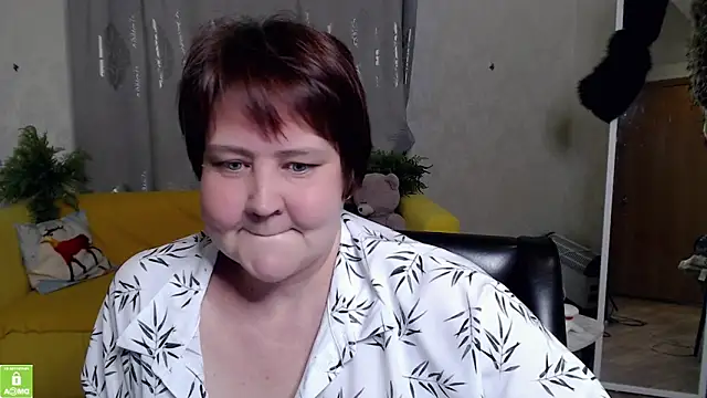 QUEEN02030 online show from 04-22-26, 03:13