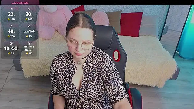 SofiDreamm online show from 06-21-26, 03:14