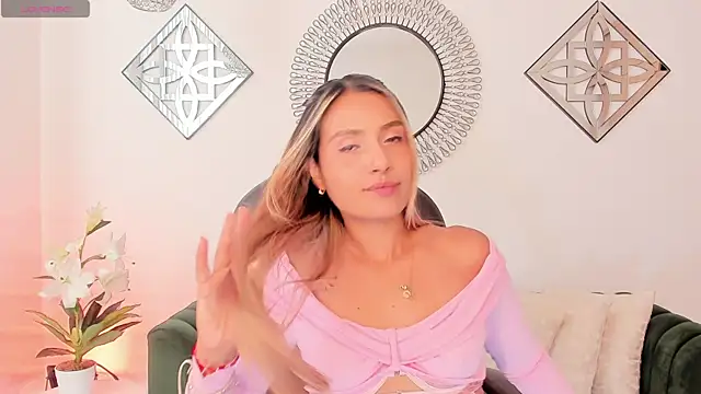 Snapshot of Asura_love chatting on 03-31-26, 10:21 Asura love online show from 03-31-26, 10:21