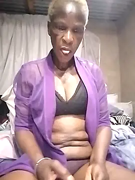 Naughtygrany online show from 04-18-26, 10:54
