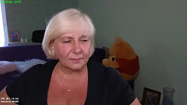 Milane Milky online show from 07-14-26, 10:21