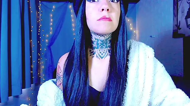 LannieGonzales online show from 04-16-26, 01:01