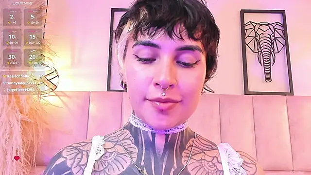 Luana fiore online show from 05-16-26, 08:07