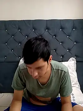 Ian-yin08 online show from 04-01-26, 08:06