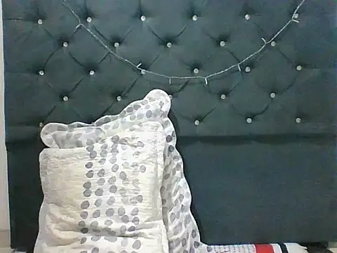 Ian-yin08 online show from 04-11-26, 02:49