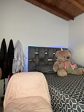 Danna 222  online show from 04-19-26, 05:34